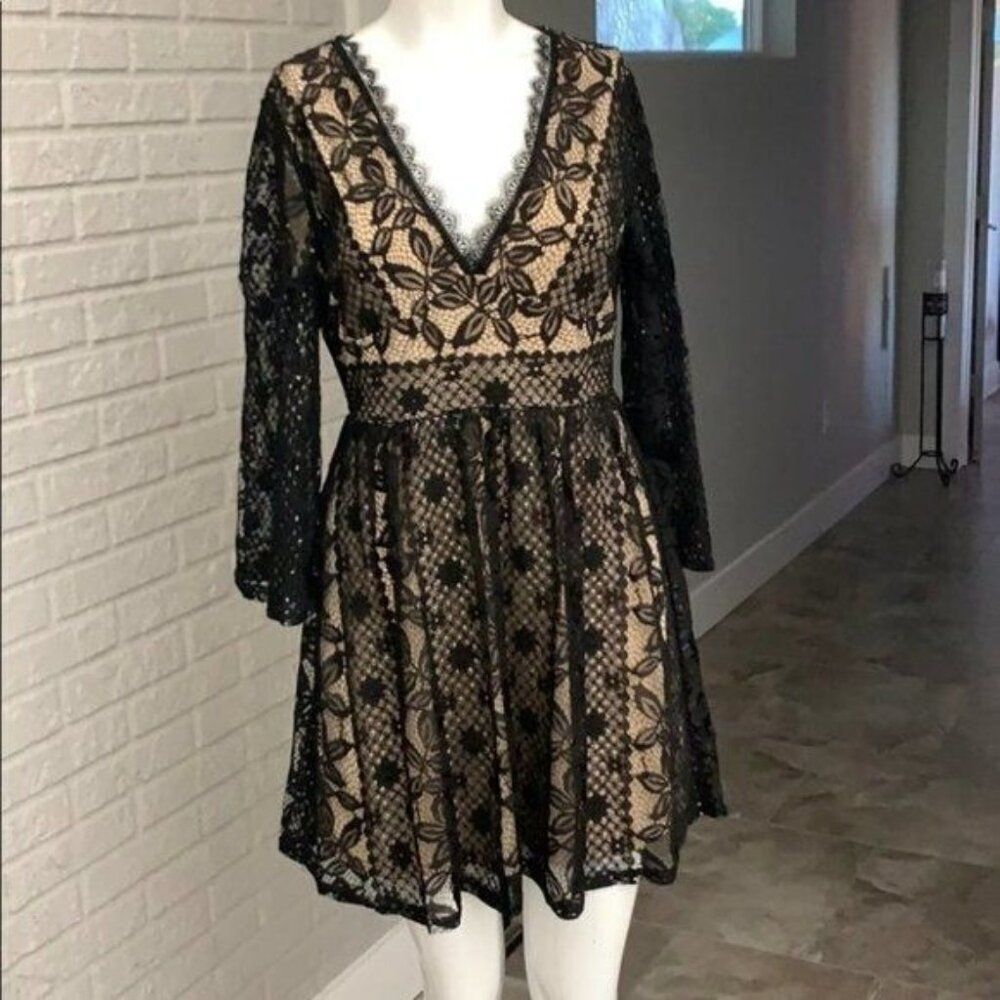 A.Calin by flying tomato Women Black Lace Overlay Long Sleeve Dress Size S